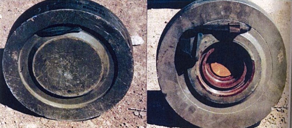 Міна ТМ-62Б: зліва - вигляд з дна; справа - вигляд зверху, детонатор знято